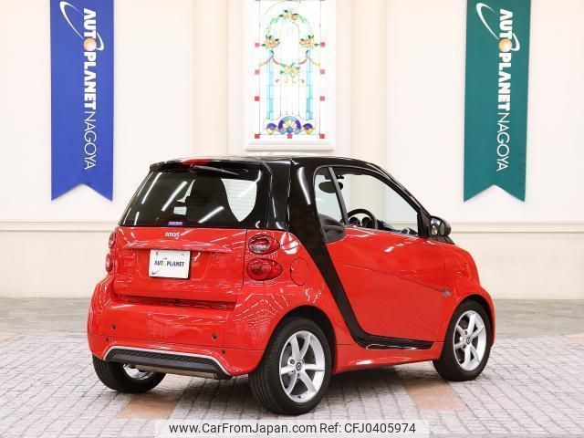 smart fortwo-coupe 2013 quick_quick_451332_WME4513322K716953 image 2