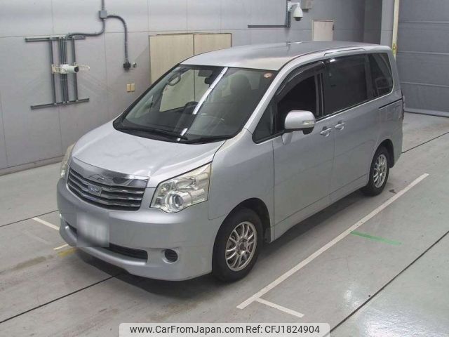 toyota noah 2012 CFJ1824904 image 1