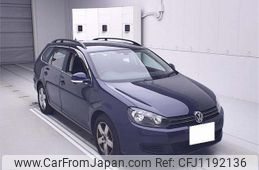 volkswagen golf-variant 2013 -VOLKSWAGEN 【京都 302ﾑ820】--VW Golf Variant 1KCBZ-DM649911---VOLKSWAGEN 【京都 302ﾑ820】--VW Golf Variant 1KCBZ-DM649911-