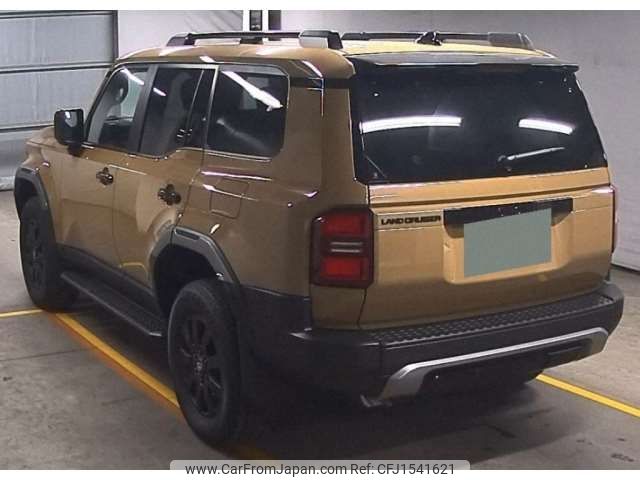toyota land-cruiser-wagon 2024 CFJ1541621 image 2