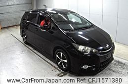 toyota wish 2013 CFJ1571380