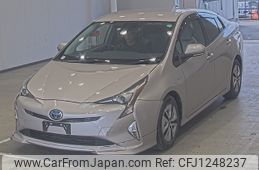 toyota prius 2016 -TOYOTA--Prius ZVW51-8002453---TOYOTA--Prius ZVW51-8002453-