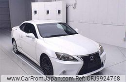 lexus is 2010 CFJ9924768