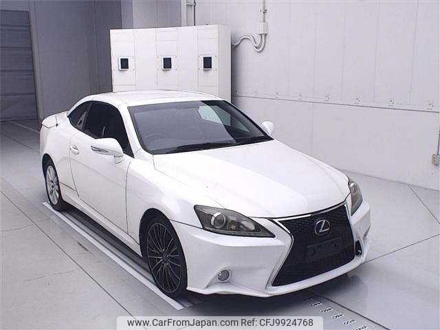 lexus is 2010 CFJ9924768 image 1