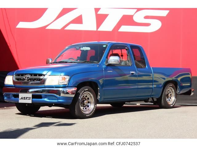 toyota hilux-sports-pick-up 2003 GOO_NET_EXCHANGE_0500558A30250209W001 image 1