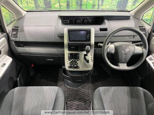 toyota voxy 2011 -TOYOTA--Voxy DBA-ZRR70W--ZRR70-0449344---TOYOTA--Voxy DBA-ZRR70W--ZRR70-0449344- image 2