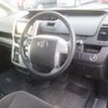 toyota voxy 2012 -TOYOTA--Voxy DBA-ZRR70G--ZRR70-0476304---TOYOTA--Voxy DBA-ZRR70G--ZRR70-0476304- image 37