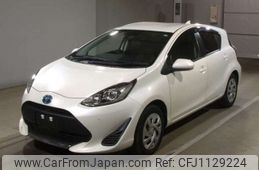 toyota aqua 2020 -TOYOTA--AQUA 6AA-NHP10--NHP10-2693722---TOYOTA--AQUA 6AA-NHP10--NHP10-2693722-