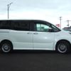 toyota noah 2017 quick_quick_DAA-ZWR80W_ZWR80-0302404 image 18