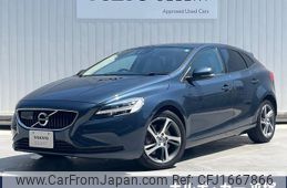 volvo v40 2018 CFJ1667866