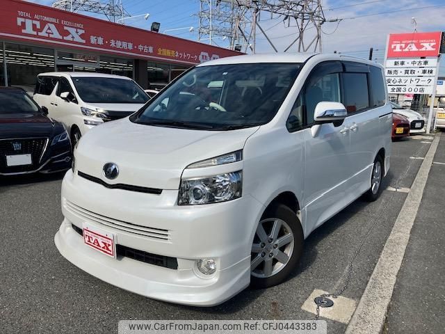 toyota voxy 2010 quick_quick_ZRR70W_ZRR70-0324237 image 1