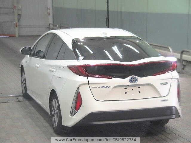 toyota prius-phv 2017 -TOYOTA--Prius PHV ZVW52--3021956---TOYOTA--Prius PHV ZVW52--3021956- image 2