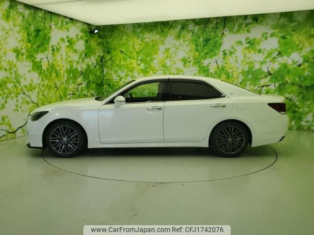 toyota crown 2016 CFJ1742076 image 2