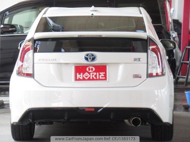 toyota prius 2012 CFJ1383173 image 2