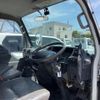 isuzu elf-truck 2006 CFJ1594859 image 32