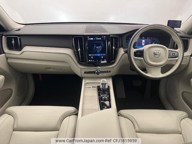 volvo xc60 2022 CFJ1815959 image 2