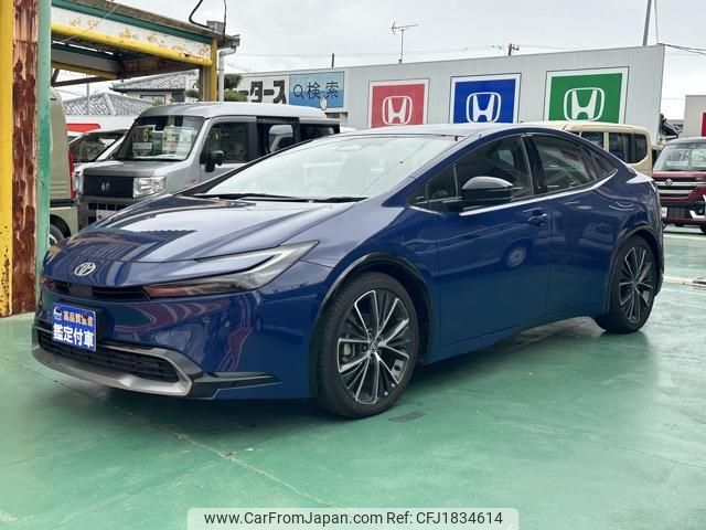 toyota prius 2023 CFJ1834614 image 2