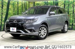 mitsubishi outlander-phev 2016 CFJ1602573