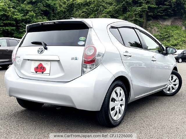 toyota aqua 2012 -TOYOTA--AQUA DAA-NHP10--NHP10-2119592---TOYOTA--AQUA DAA-NHP10--NHP10-2119592- image 2