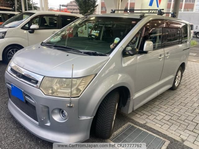 mitsubishi delica-d5 2008 CFJ1777762 image 2