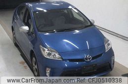 toyota prius 2013 -TOYOTA--Prius ZVW30-5658928---TOYOTA--Prius ZVW30-5658928-