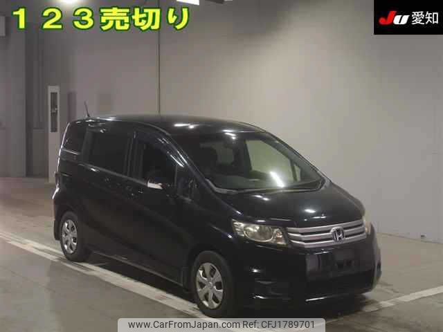honda freed-spike 2013 CFJ1789701 image 1