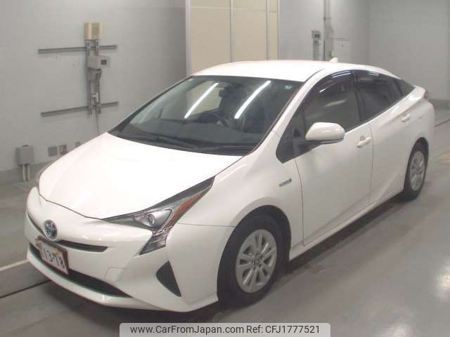 toyota prius 2018 CFJ1777521 image 1