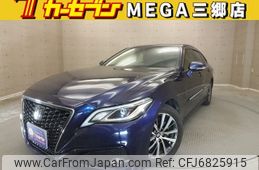 toyota crown 2018 CFJ6825915