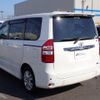 toyota noah-dba-zrr70w 2010 CFJ1656701 image 5