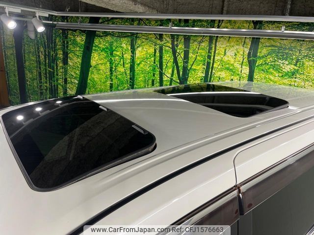 nissan elgrand 2012 CFJ1576663 image 2