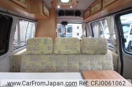 toyota grand-hiace 2002 GOO_JP_700056143030240731002