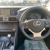lexus is 2018 CFJ1623919 image 16