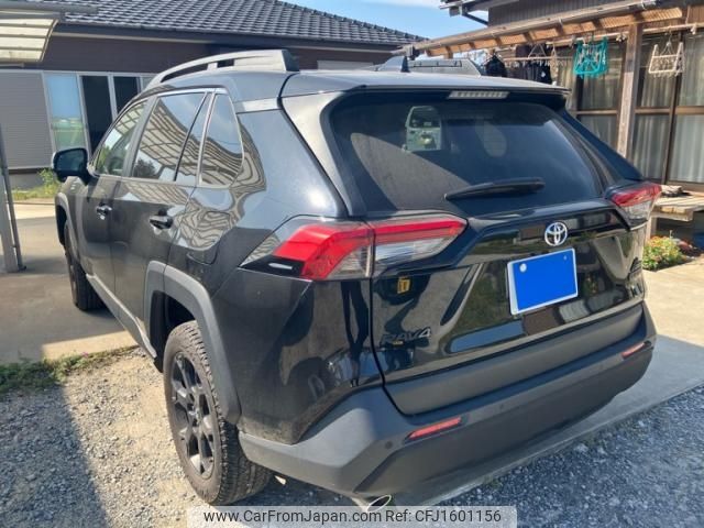 toyota rav4 2023 CFJ1601156 image 2