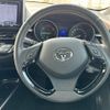 toyota c-hr 2017 quick_quick_DAA-ZYX10_ZYX10-2018902 image 17