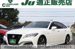toyota crown 2019 CFJ1844074