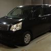 toyota noah 2013 CFJ1518945 image 1