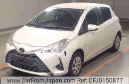 toyota vitz 2017 -TOYOTA--Vitz DBA-KSP130--KSP130-2209717---TOYOTA--Vitz DBA-KSP130--KSP130-2209717-