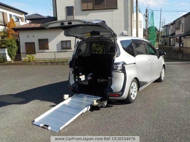 toyota sienta 2019 -TOYOTA--Sienta NSP172G--7008591---TOYOTA--Sienta NSP172G--7008591- image 1