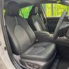 toyota camry 2023 CFJ1640582 image 9