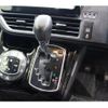 toyota voxy 2017 quick_quick_DBA-ZRR80W_0322425 image 16