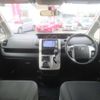 toyota voxy 2012 -TOYOTA--Voxy DBA-ZRR70G--ZRR70-0476304---TOYOTA--Voxy DBA-ZRR70G--ZRR70-0476304- image 33