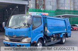 hino dutro 2013 GOO_NET_EXCHANGE_0404111A30240730W001