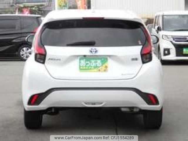 toyota aqua 2023 CFJ1554289 image 2
