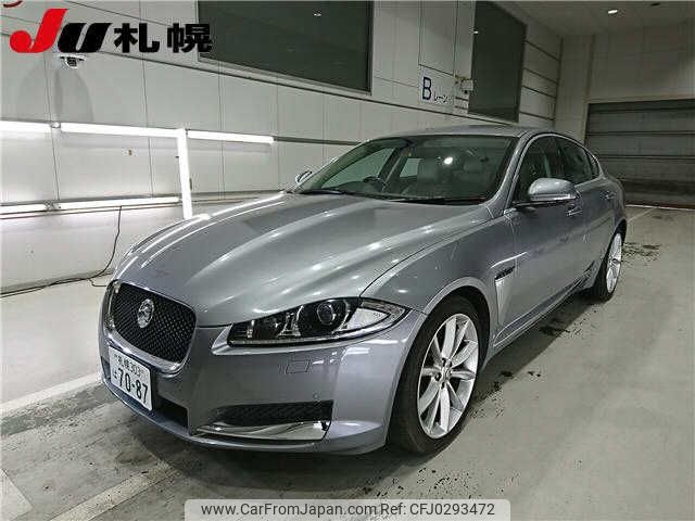 jaguar xf 2012 -JAGUAR--Jaguar XF Series J05FA--CFS52454---JAGUAR--Jaguar XF Series J05FA--CFS52454- image 1