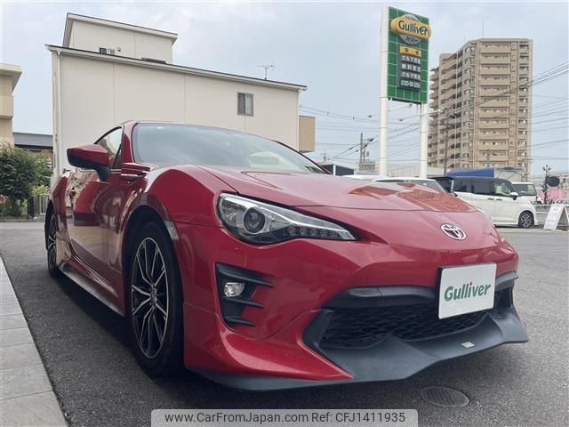 toyota 86 2018 -TOYOTA--86 DBA-ZN6--ZN6-090685---TOYOTA--86 DBA-ZN6--ZN6-090685- image 1