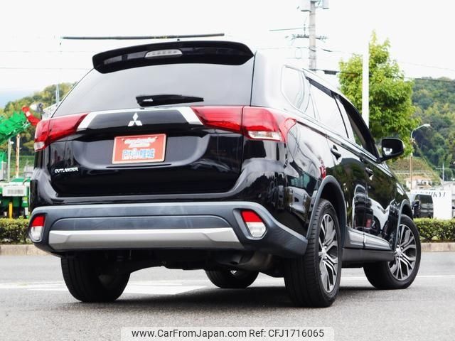 mitsubishi outlander 2017 CFJ1716065 image 2