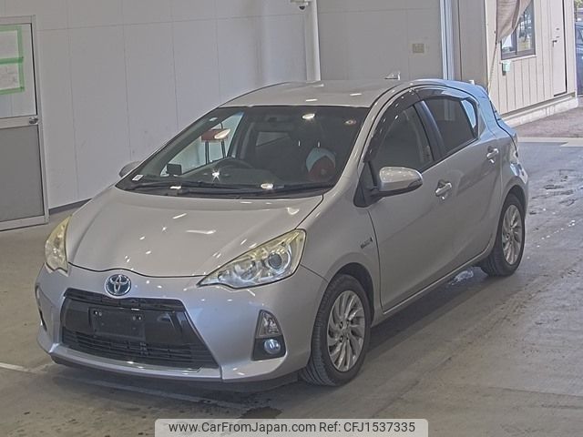 toyota aqua 2012 CFJ1537335 image 1