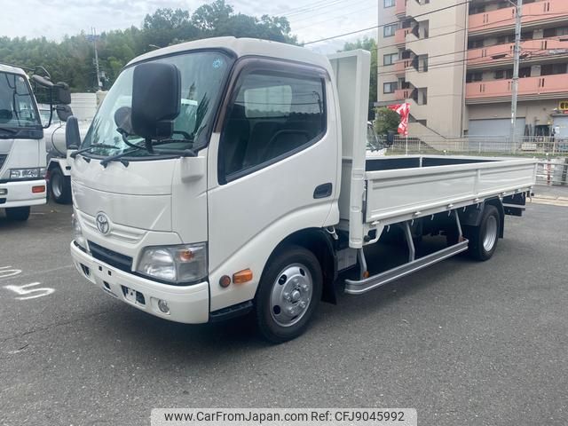 toyota dyna-truck 2015 GOO_NET_EXCHANGE_0706816A30231005W001 image 1