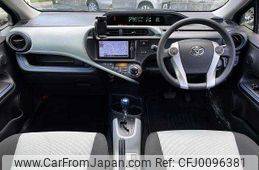 toyota aqua 2013 504928-923157