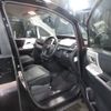 toyota noah 2010 quick_quick_ZRR70W_ZRR70-0357108 image 13